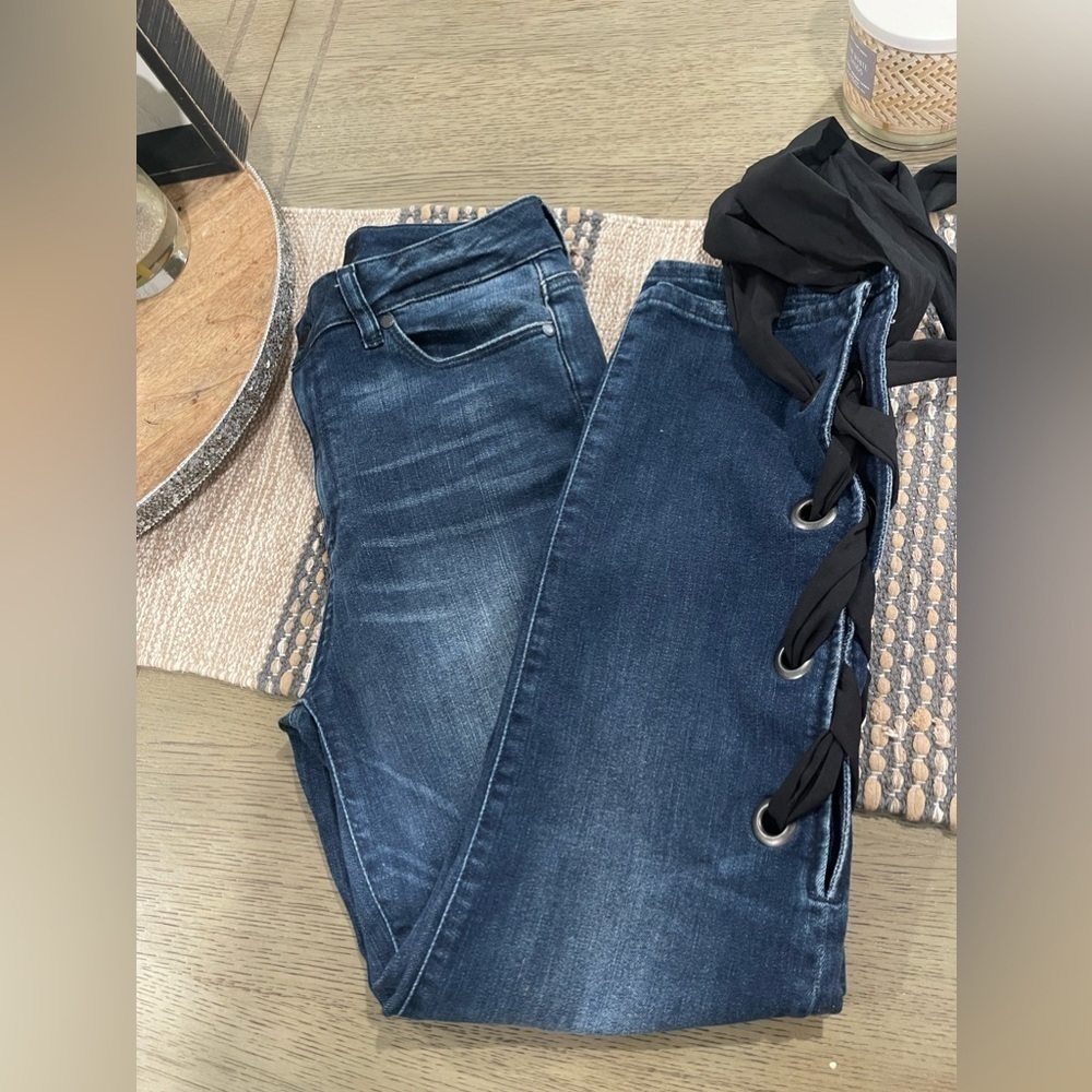 PAIGE High Rise Sarah Straight Leg Cropped